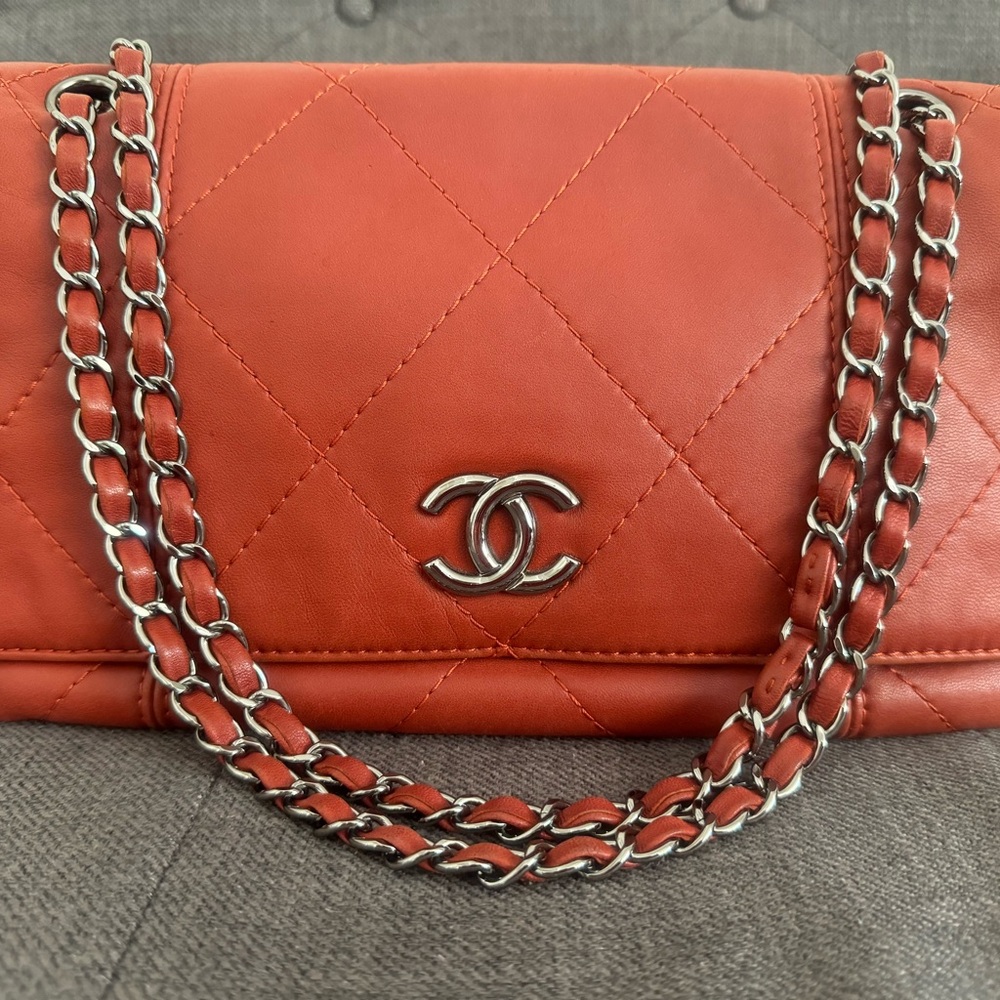 💯 Authentic Chanel Red Leather Quilted Bag.